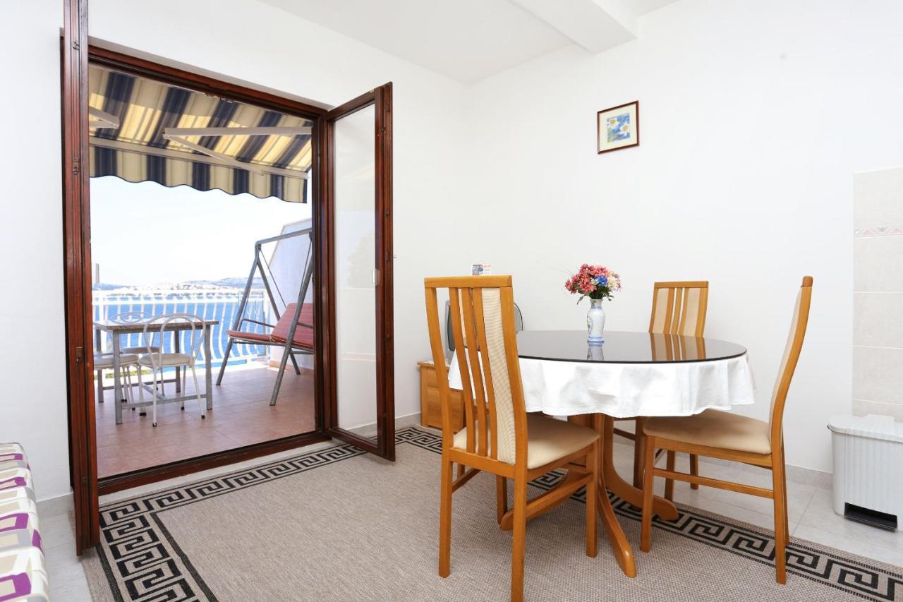 Family Friendly Seaside Apartments Razanj, Rogoznica - 10373 Dış mekan fotoğraf
