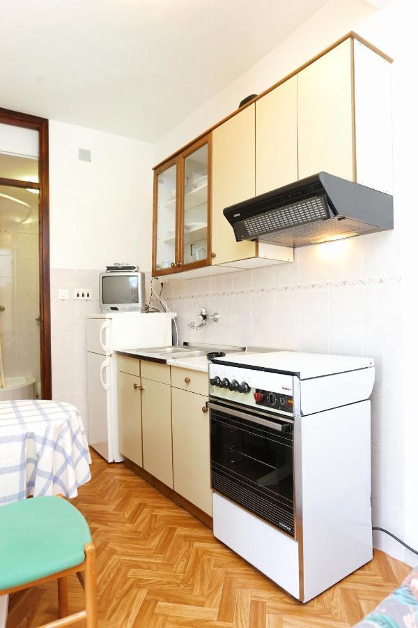 Family Friendly Seaside Apartments Razanj, Rogoznica - 10373 Dış mekan fotoğraf