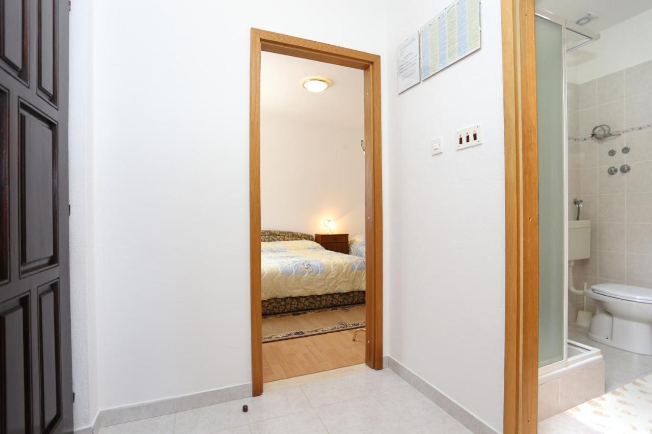 Family Friendly Seaside Apartments Razanj, Rogoznica - 10373 Dış mekan fotoğraf