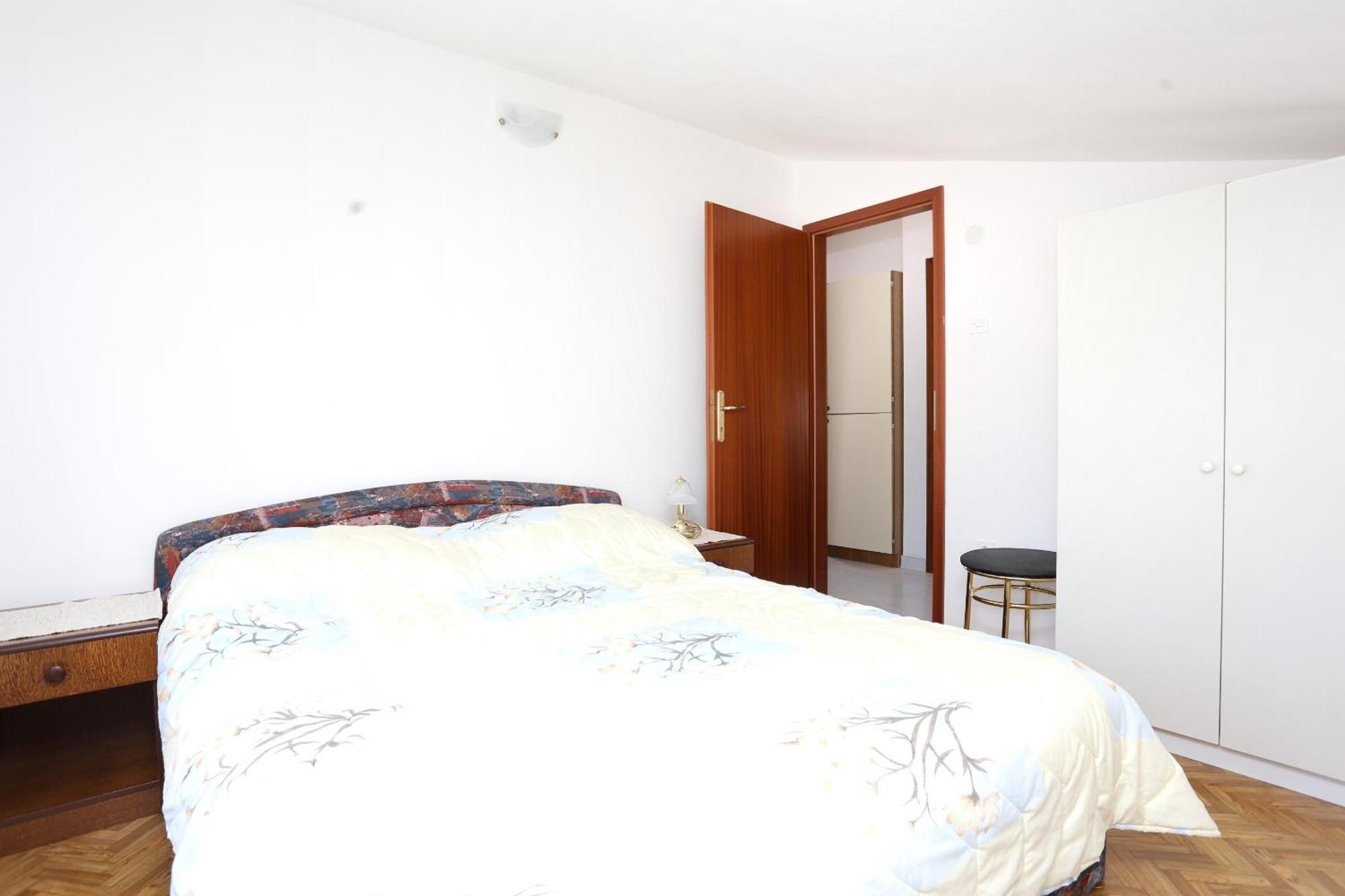 Family Friendly Seaside Apartments Razanj, Rogoznica - 10373 Oda fotoğraf