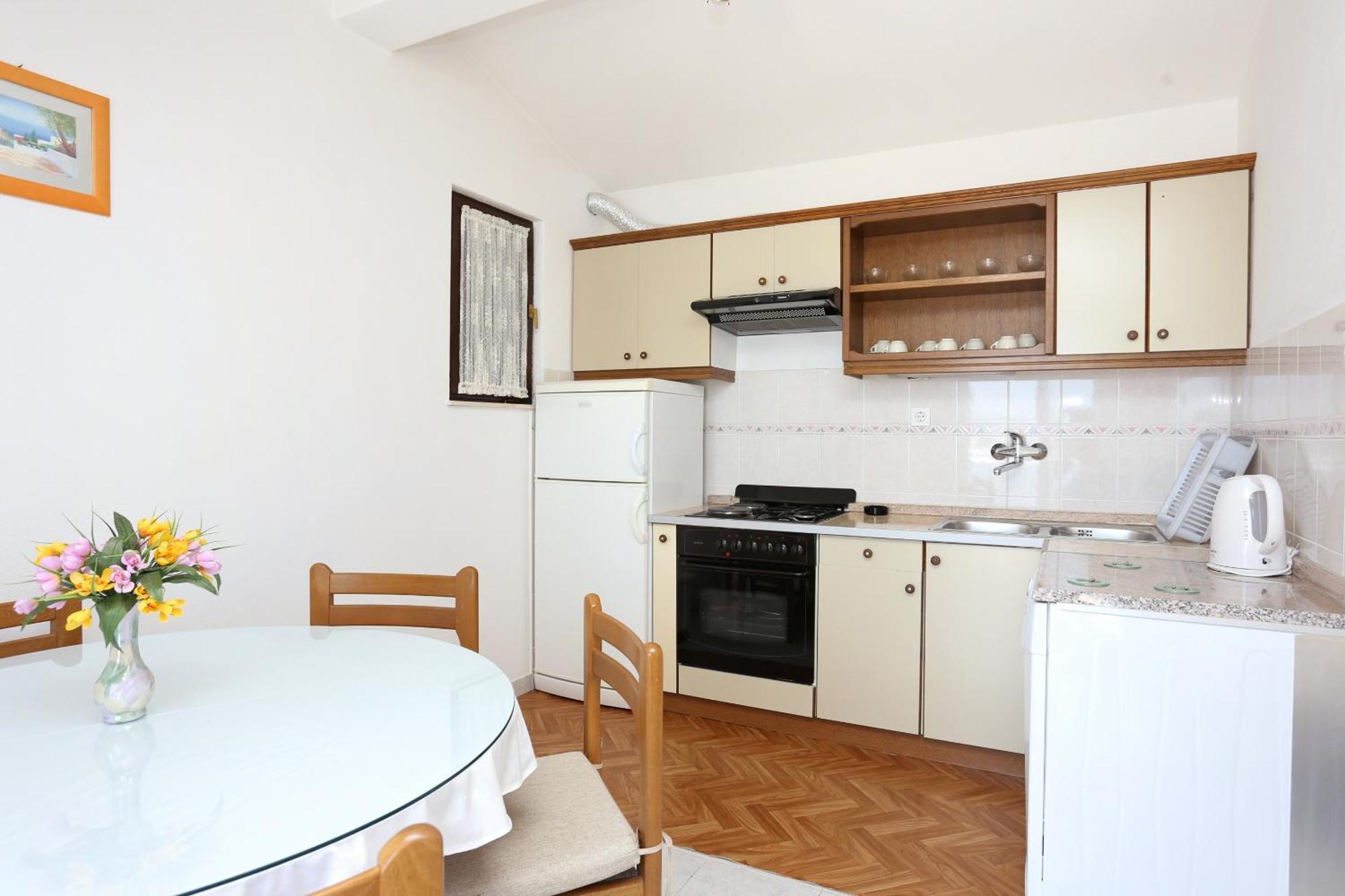Family Friendly Seaside Apartments Razanj, Rogoznica - 10373 Oda fotoğraf