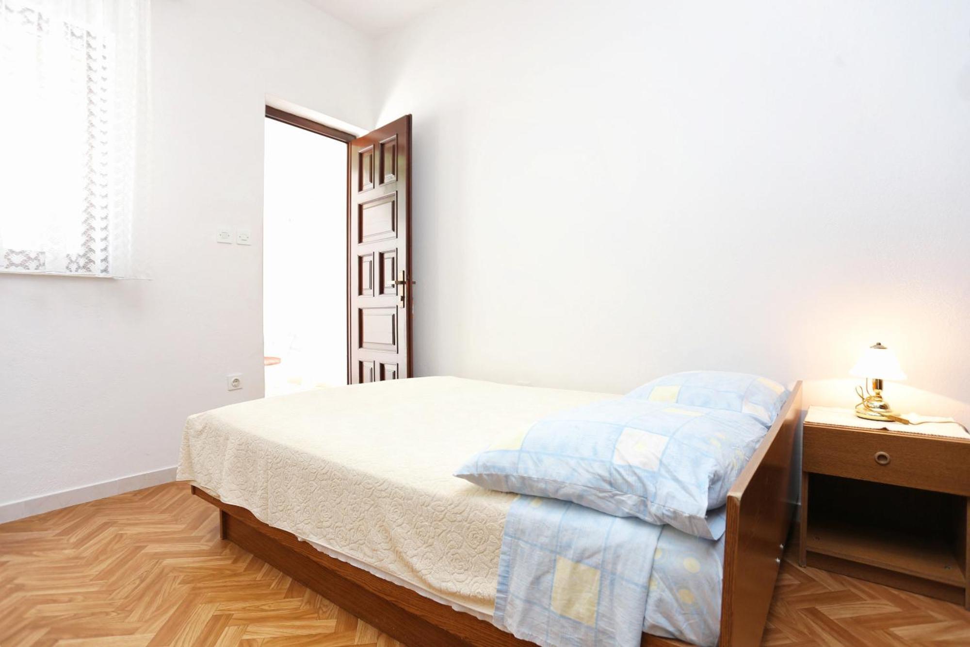 Family Friendly Seaside Apartments Razanj, Rogoznica - 10373 Oda fotoğraf